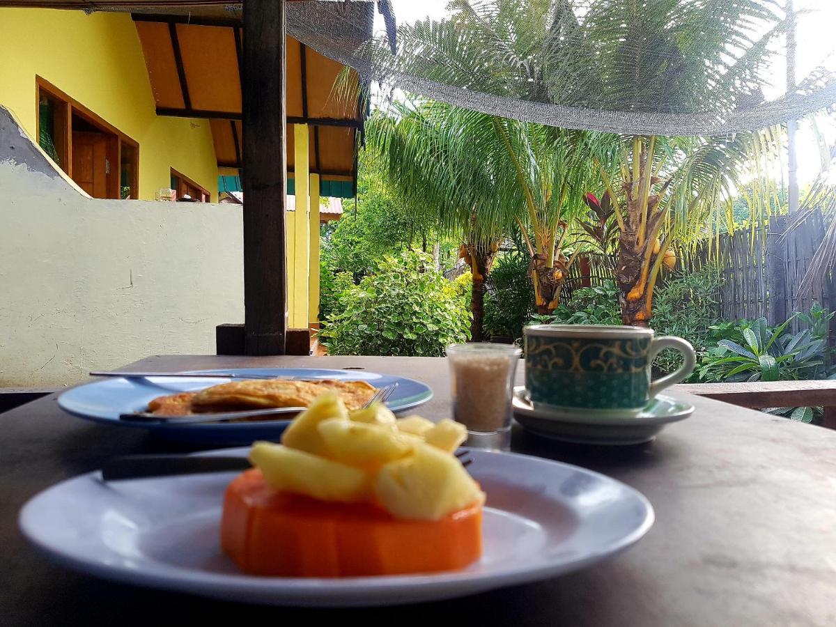 Aura Guest House Gili Air Luaran gambar